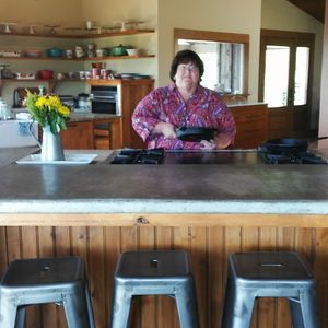 Meet your Posher, Carolyn